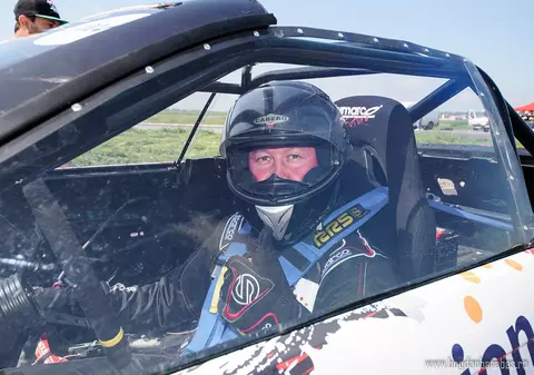 Răzvan Frăţianu a câştigat prima etapă a Campionatului Naţional de Drift