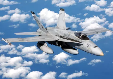 Două avioane s-au prăbuşit în Oceanul Atlantic. Membrii echipajului s-au catapultat şi au fost salvaţi