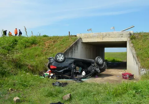 Tragedie în județul Arad! Victimele unui accident, găsite după 7 ore de la impact