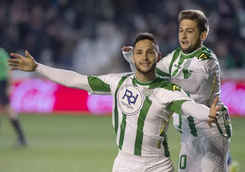 Florin Andone a fost umilit de spanioli: ”Homosexual de c....! Să te vedem furând cupru!”. Sindicatul fotbaliștilor i-a sărit în ajutor