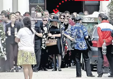 Fosta soţie a lui Dan Condrea aruncă bomba: ”A fost ofiţer SIE, deci în permanenţă a fost filat”