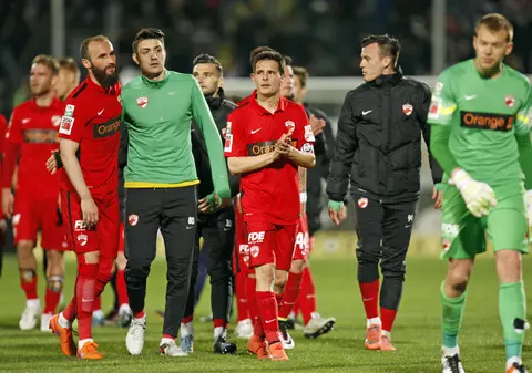 Dinamo negociază cu un antrenor de Liga I! Are un trecut de stelist, dar ar veni imediat în ”Groapă”