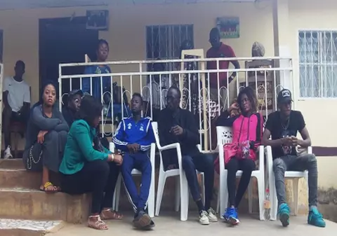 Mama lui Ekeng s-a prăbușit când a aflat că i-a murit fiul: ”Se simțea obosit, antrenorul a insitat să intre pe teren”