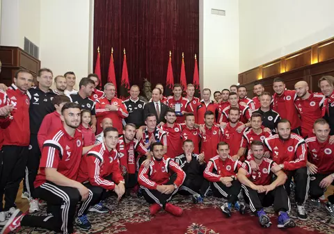 Antrenorul italian De Biasi a anunțat lotul lărgit al Albaniei pentru Euro 2016. Pe cine vor înfrunta ”tricolorii"