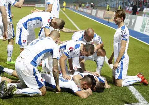 Selecționerul Slovaciei a anunțat un lot lărgit de 27 de jucători în vederea Euro 2016