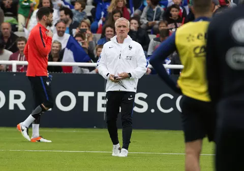 Naționala Franței s-a întors la Clairfontaine pentru continuarea pregătirilor în vederea meciului cu România | VIDEO