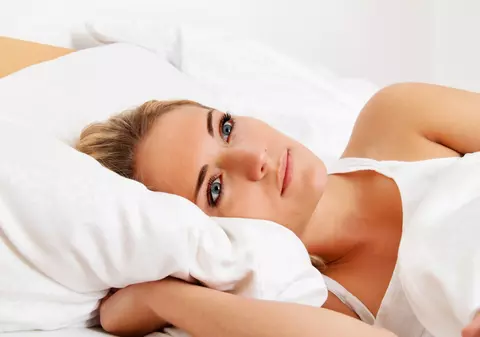 6 sfaturi pentru persoanele care au probleme cu somnul