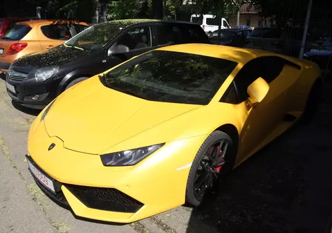 Euro 2016. Bolizii tricolorilor! Suntem cei mai tari din parcare! Avem mașini, echipă ne mai trebuie! / GALERIE FOTO