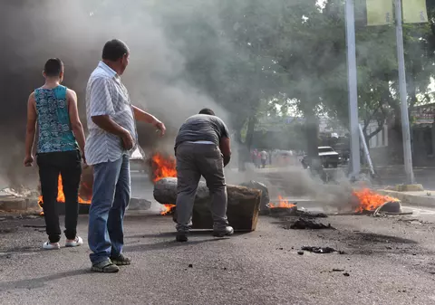 Fără electricitate, antibiotice, pături sau săpun. Imagini cutremurătoare din spitalele din Venezuela, unde șapte copii mor zilnic din cauza sărăciei