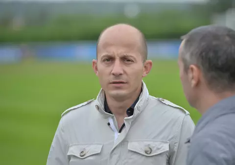 Euro 2016. Un fost luptător de kick-boxing face legătura dintre echipa națională a României și organizatorii turneului final din Franța | EXCLUSIV&VIDEO