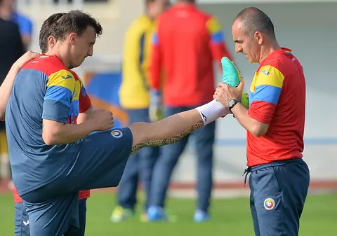 Euro 2016. Corespondență din Franța. Chiricheș a rezistat testelor la care a fost supus la primul antrenament efectuat de națională în Franța. ”Nea Puiu, hai cu iconița!” FOTO&VIDEO