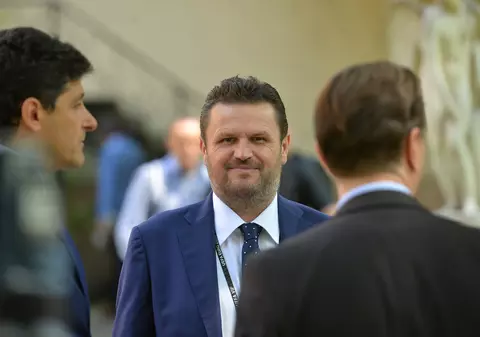 Euro 2016. Cu Dumnezeu înainte! Preotul din Comitetul Executiv al FRF, rugăciuni pentru ca România să nu piardă meciul cu Franța | EXCLUSIV