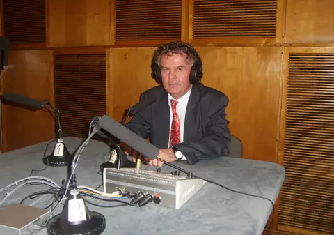 Celebrul Ilie Dobre este, oficial, cel mai de succes comentator sportiv de radio din lume