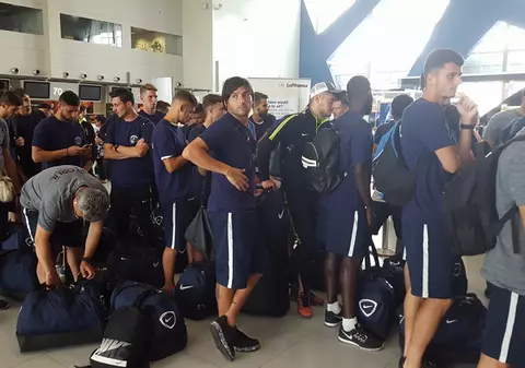 Viitorul, plecare cu peripeții în Polonia. Avionul care trebuia să-i ducă pe constănţeni la Varşovia, nu a mai ajuns la Bucureşti