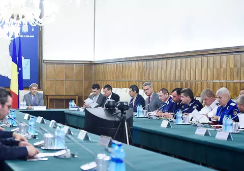 România donează Republicii Moldova 96 de microbuze destinate transportului elevilor