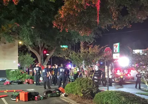 Noi detalii despre atacul din Orlando: s-au tras 200 de gloanţe pentru a ucide 49 de oameni