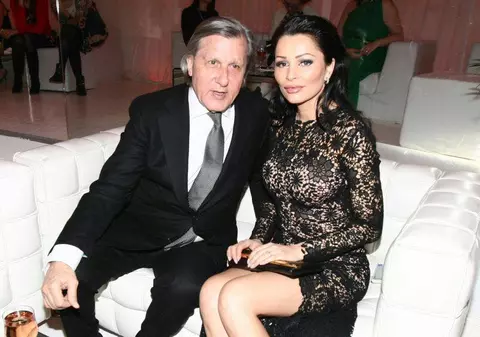 EXCLUSIV/ Scandal monstru cu înjurături ca la ușa cortului și lovituri ca-n ring! Brigitte și Năstase au făcut megapanaramă în club!
