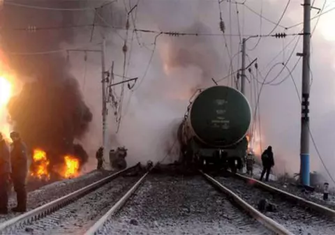 EXCLUSIV. La 1 octombrie se va declanșa cea mai puternică grevă din istoria CFR | Nu mai urcă în locomotivele care iau foc!