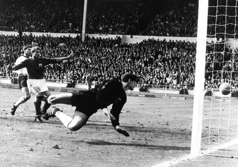 Regatul Unit pentru un gol! Nemţii vor recunoaşte golul din finala CM 1966, dacă englezii rămân în UE!