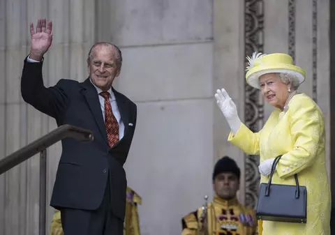 UPDATE | Reuniune de urgență la Palatul Buckingham. Publicația The Sun anunță că Prințul Philip a murit