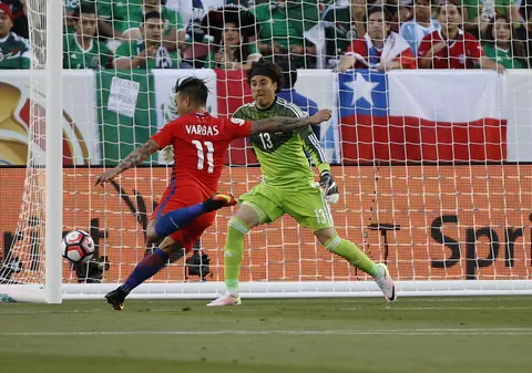 Copa America Centenario. Chile a umilit Mexic, Vargas a dat 4 goluri. I le-a dedicat unei persoane foarte dragi / VIDEO