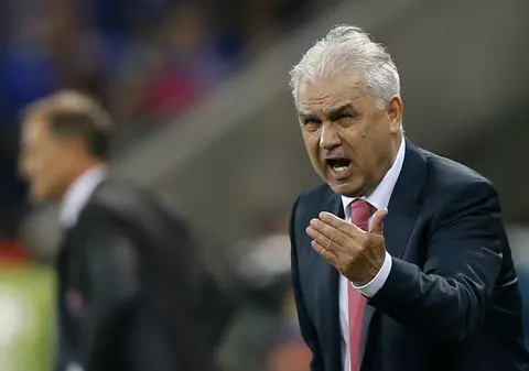 Iordănescu se implică în războiul CSA - FCSB: ”Eu cred că aceasta este singura cale”. ”Tata Puiu” știe cine are secretul acestui scandal de proporții