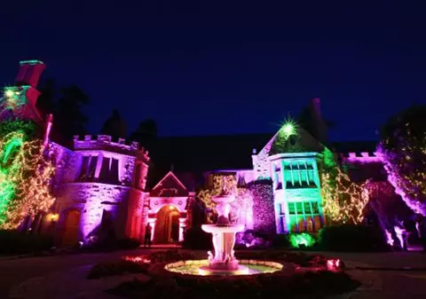 VIDEO/ Ce se întâmpla, în realitate, la petrecerile extravagante de la conacul Playboy. Ilie Năstase, primul român care a luat parte la ele