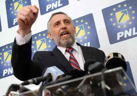 Marian Munteanu, sursă a Securității