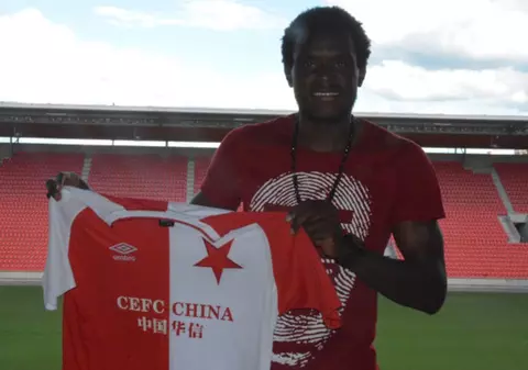 Adio, Steaua! Stoperul Ngadeu, de la FC Botoșani, la Slavia Praga