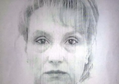 O notoriță din Iași s-a sinucis, după ce a fost condamnată la închisoare! S-a legat de mâini și de picioare și s-a aruncat în lac