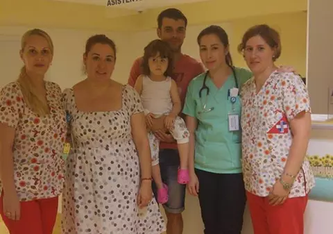 Oana Roman și fetița ei s-au externat. Ce spune despre spitalele din România