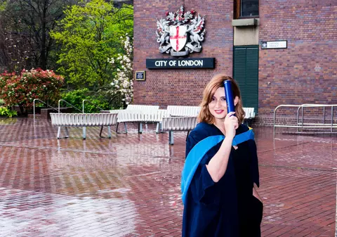 Vestea care i-a impresionat pe toți. Știrista Sanda Nicola a învins cancerul și este însărcinată