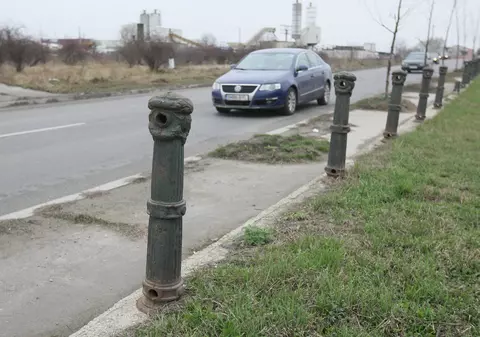 850.000 de euro pentru parapenţi de ciment pe Splai!
