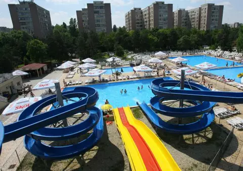 EXCLUSIV / Nuțu Cămătaru a făcut ”valuri” în bazinele lui Borcea