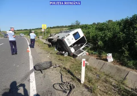 Cursele morții se grăbesc să pornească din oră în oră. Neregulile din transportul rutier de persoane