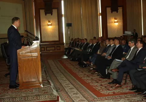 Guvernul lansează în dezbatere publică strategia de dezvoltare economică ”România competitivă”