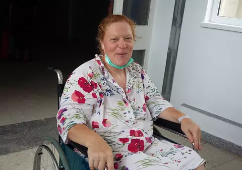 Incredibil! O femeie din Galați a născut în taxi, în drum spre spital!