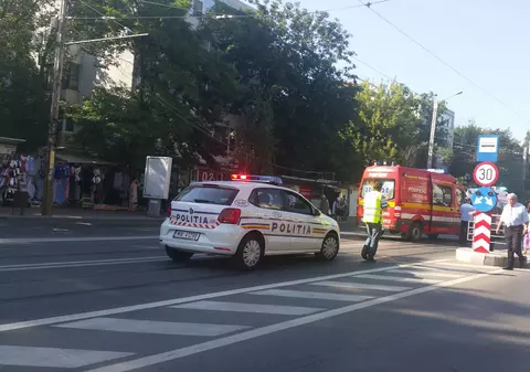 Tânără din Iași, lovită în plin, în stația de tramvai. Victima a ajuns de urgență la spital