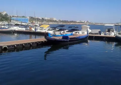 Birocrația, «moartea pasiunii»! O gondolă venețiană stă blocată în Portul Constanța, pentru că nu poate fi înmatriculată