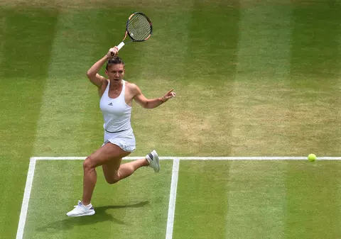 Wimbledon. Sferturile de finală: Halep a fost eliminată de Kerber, după două seturi de mare luptă. Partida a durat o oră și jumătate