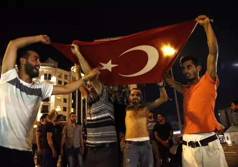 UPDATE / Viceprimarul districtului Sisli din Istanbul, împuşcat în cap, a murit