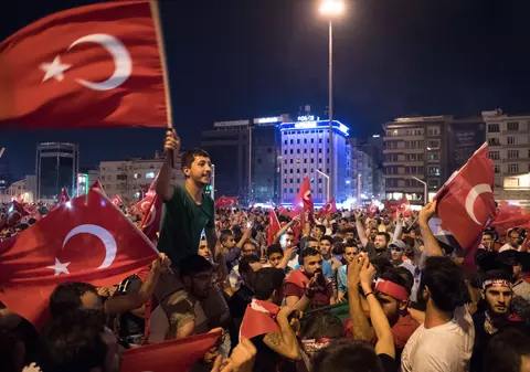 Parlamentul turc a aprobat o nouă prelungire a stării de urgență. Recep Erdogan: "Va fi ridicată atunci când toate problemele vor dispărea"