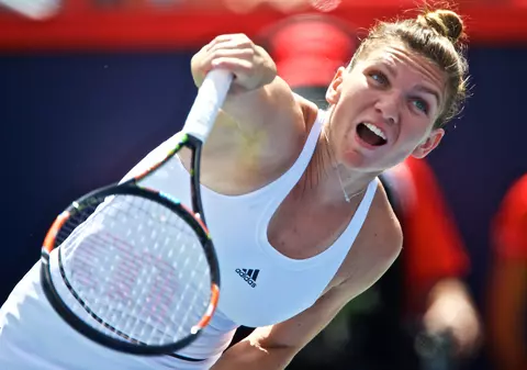 Tenis, Montreal, dublu: Simona Halep: ”În nebunia mea, am făcut punctele importante și am câștigat meciul!” / VIDEO