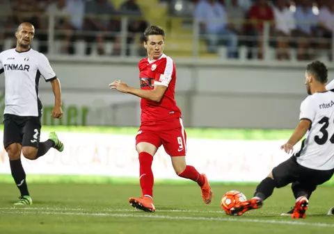 Liga I, etapa a 2-a: Dinamo - ACS Poli 2-1. ”Dublă” Rotariu, Scutaru a redus diferența. ”Câinii” sunt lideri, dar s-au jucat cu focul/ VIDEO