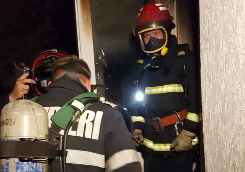 Incendiu într-un apartament din Constanța. Zeci de oameni au fost evacuați