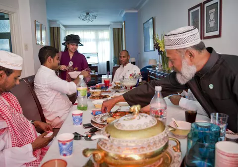 Credincioşii musulmani sărbătoresc Ramazan Bairamul. În România trăiesc 70.000 de musulmani