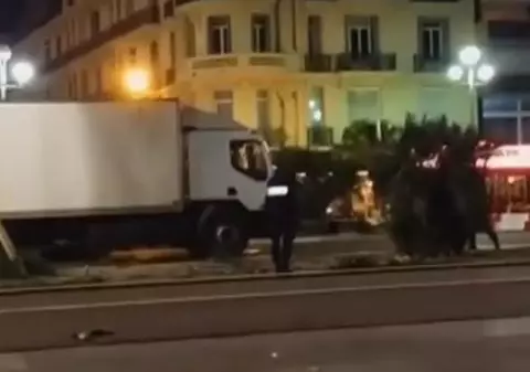 Atentat Nisa | Autorul atacului terorist, soldat cu 84 de morți, "s-a radicalizat rapid"