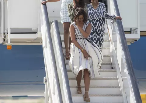 Fiica cea mare a lui Barack Obama, moment „Marilyn Monroe” în timpul vizitei din Spania | FOTO