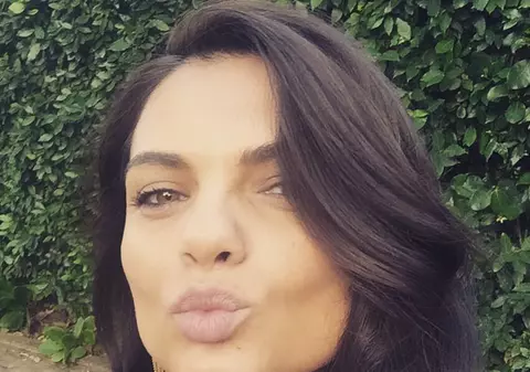 Malvina Cservenschi, schimbare neaşteptată de look, după ce s-a despărţit de iubit