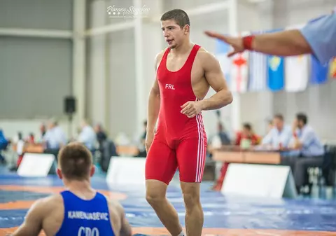 Lupte. Performanță de răsunet! Juniorul Vlad Mariea, vicecampion mondial la categoria 74 de kilograme